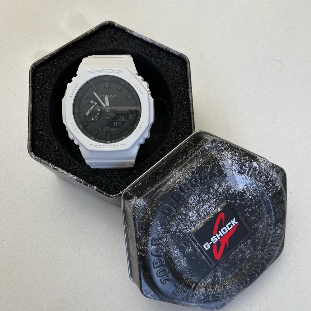 G-Shock By Casio Men's GA2100-7A Analog-Digital Watch White